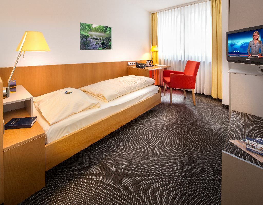 Hotel Spenerhaus Франкфурт на Майн Екстериор снимка